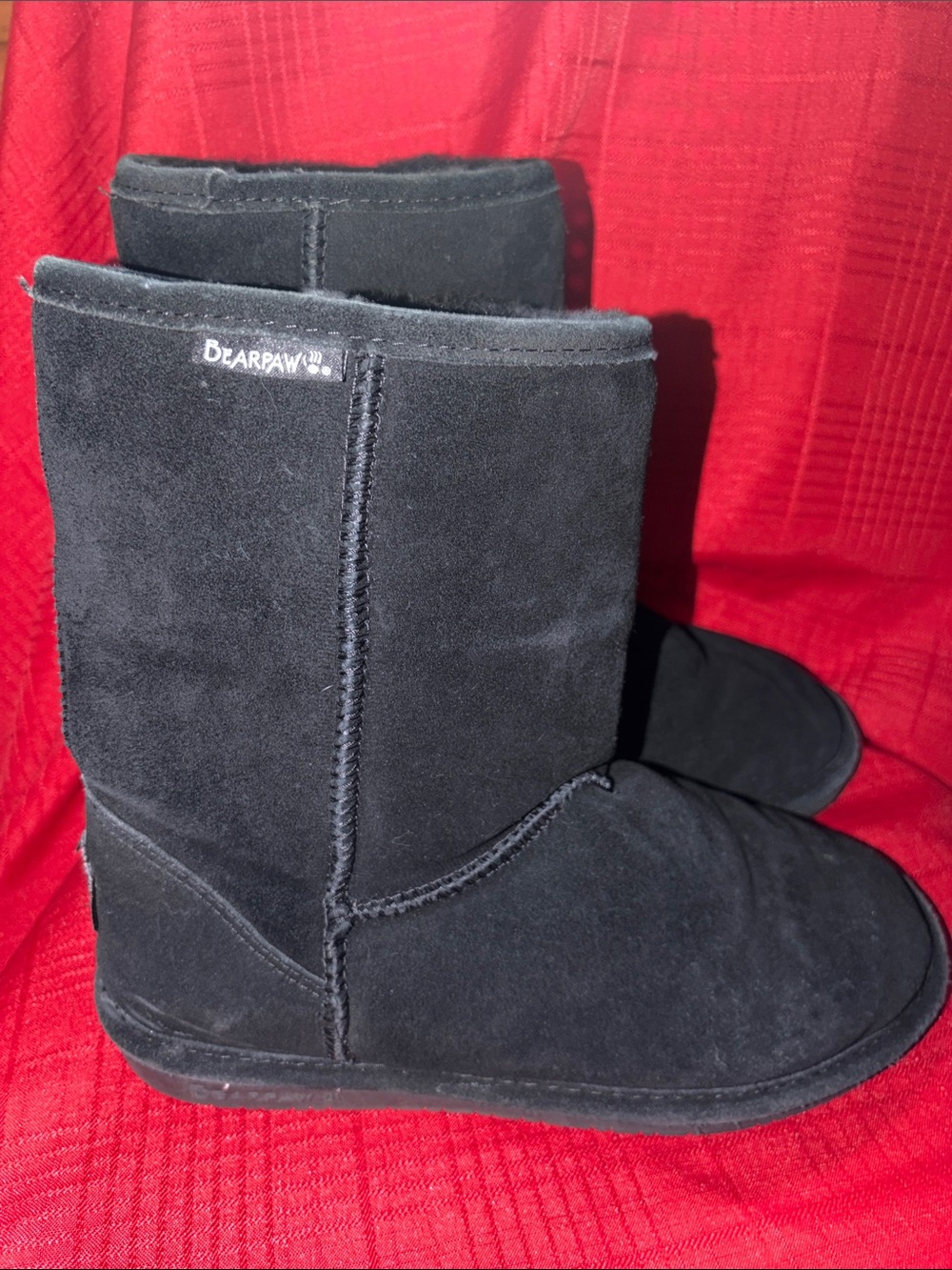 Women’s Size 9 Black BEARPAW BOOTS
